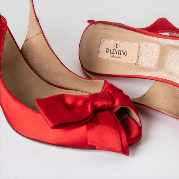 Red Valentinos cute and sexy, comfortable. Size 8. - Picture 2 of 4